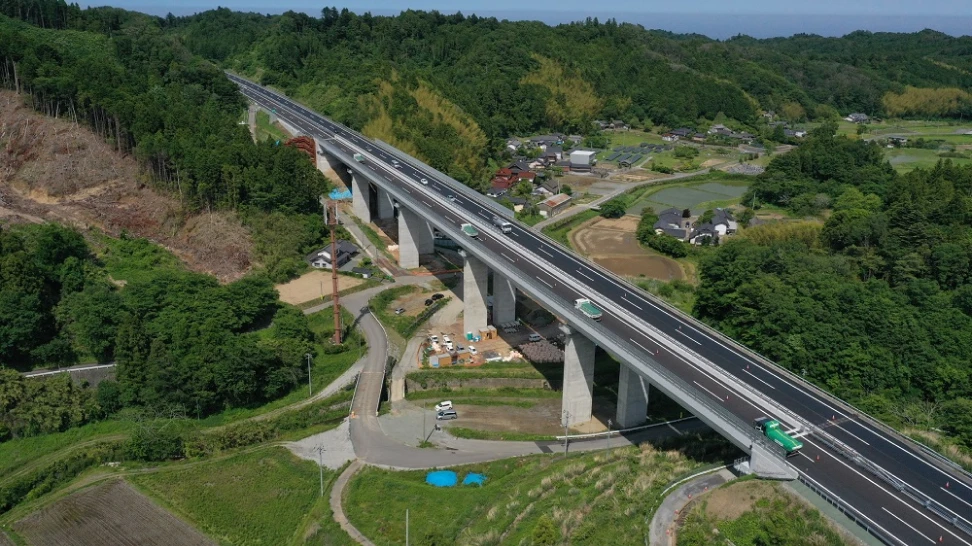 常磐自動車道　末続川橋(鋼上部工)工事（他４橋）