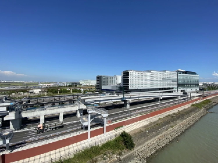 東京国際空港国際線地区連絡道路橋ランプ部上部工事